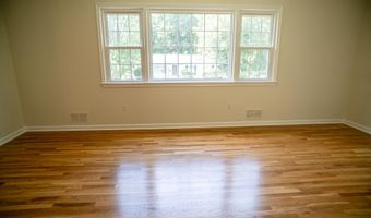5012 LARNO Dr, Alexandria, VA 22310