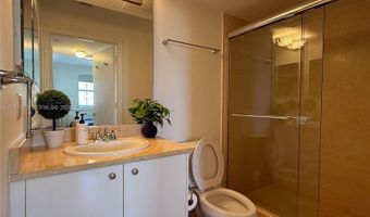 19900 E Country Club Dr 804, Aventura, FL 33180