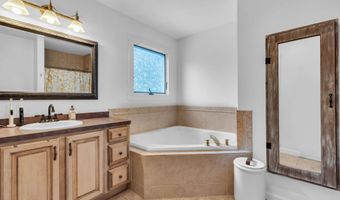 382 Wheaton Ave, Bayville, NJ 08721