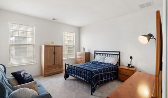 14 Vineyard Way, Barnegat, NJ 08005