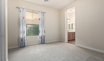 291 W YELLOWSTONE Way, Chandler, AZ 85248