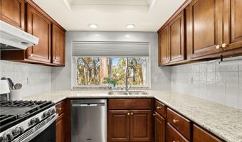 6519 E Camino Vis 4, Anaheim, CA 92807