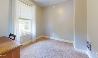 202 W Whittier Ave, Altoona, PA 16602