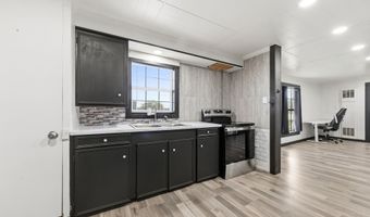 600 E Jane St, Abbeville, LA 70510