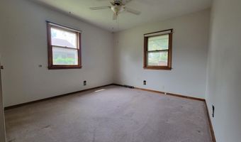 319 S 23rd St, Beatrice, NE 68310