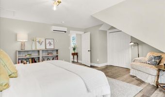 48 Ocean St, Belfast, ME 04915