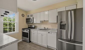 6610 E WAKEFIELD Dr C1, Alexandria, VA 22307