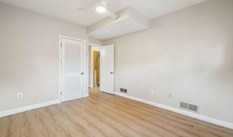 2924 S GRANT St, Arlington, VA 22202