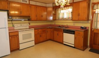 324 Hillcrest Ave, Batesville, IN 47006