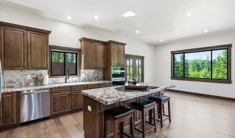 216 Mara Mdws, Athol, ID 83801