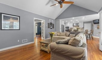 71 Olde Orchard Rd, Clinton, CT 06413