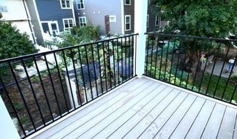 22 Rogers St 3, Boston, MA 02127