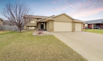 205 S Sunshine Ave, Brandon, SD 57005