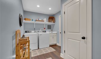 22 Deer View Dr, Akron, NY 14001
