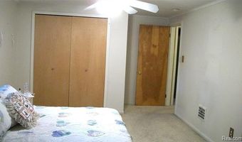 6528 Winona St, Allen Park, MI 48101