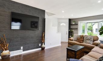 1844 S JEFFERSON St, Appleton, WI 54915
