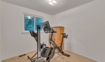 2840 Tuebingen Pkwy, Ann Arbor, MI 48105