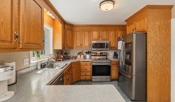 200 Sunnydale Ave, Bristol, CT 06010