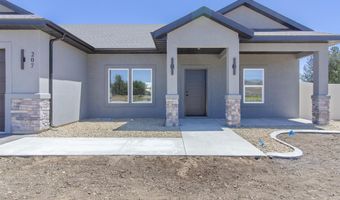 207 W First St W, Carey, ID 83320