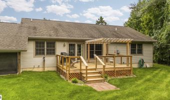 9550 Lakeside Dr, Alden, MI 49612