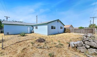 8976 Rover St, Spring Valley, CA 91977