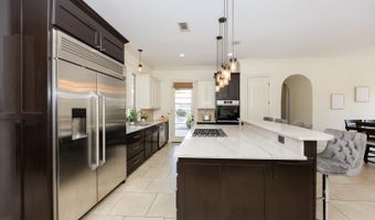 10757 Royal Ridge Ave, Baton Rouge, LA 70810