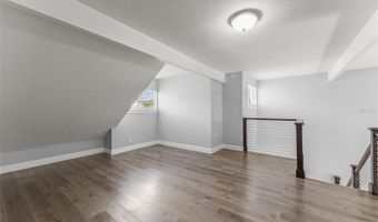 262 ORIENTA POINT St 1, Altamonte Springs, FL 32701