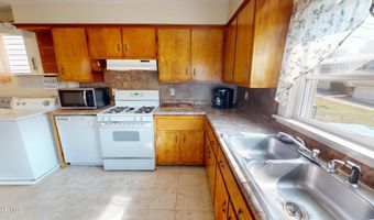 231 Beech Ave, Altoona, PA 16601
