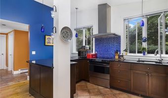 428 Gibbs Ave 4, Newport, RI 02840