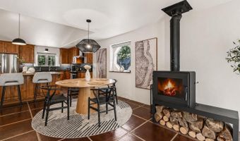 56743 Spring River Loop, Bend, OR 97707