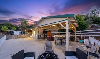 1356 S Grade Rd, Alpine, CA 91901