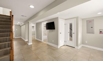 912 I St NE, Washington, DC 20002