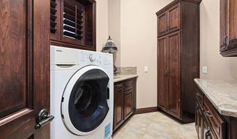 2882 Conestoga Cir, Alpine, CA 91901