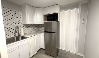 8239 Suncoast Dr, North Fort Myers, FL 33917