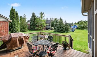 5368 Pinnacle Ct, Ann Arbor, MI 48108