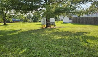 4 Woodbury Ln, Alexandria, KY 41001