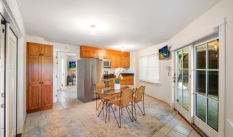 65 N Holokai Rd, Haiku, HI 96708