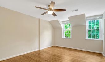3364 S WAKEFIELD St #A, Arlington, VA 22206