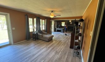 105 Able St, Big Sandy, TN 38221