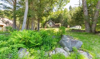 114 Shore Dr N, Bridgewater, NH 03222