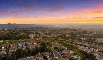 8125 E Oxley Ct, Anaheim, CA 92808