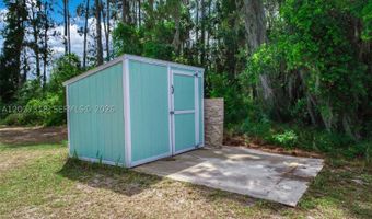 3144 Holiday Beach Dr, Avon Park, FL 33825