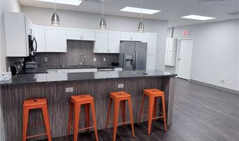 1000 SW Westpark Dr 18, Bentonville, AR 72712