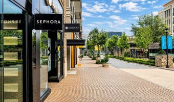 720 Highmeade Ter, Alpharetta, GA 30005