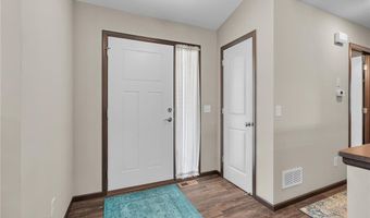 5234 Sundial Ln, Woodbury, MN 55129