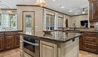 579 Chateau Bnd, Ardmore, OK 73401