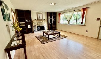 55433 MCKENZIE Hwy, Blue River, OR 97413