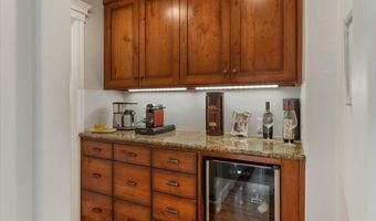 3301 Riverside Dr, Anderson, CA 96007