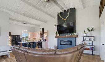 129 Coyote Cave Ln, Alvord, TX 76225