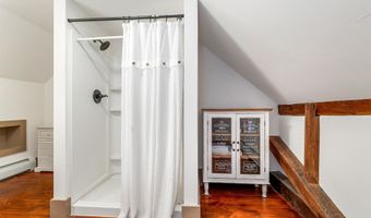 52 Lyford Rd, Brookfield, NH 03872